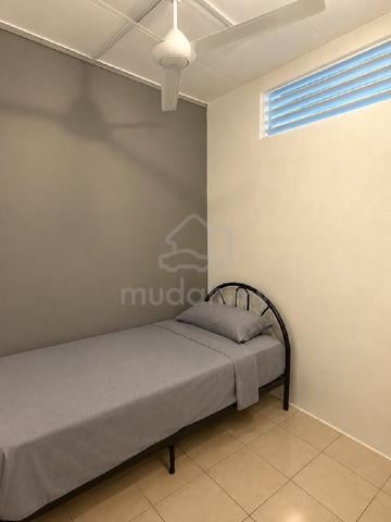 Room at Dah Yeh Villa Damai Luyang 1