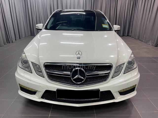 2010 Mercedes-Benz E300 3.0 Avantgarde (A) Sedan - 2