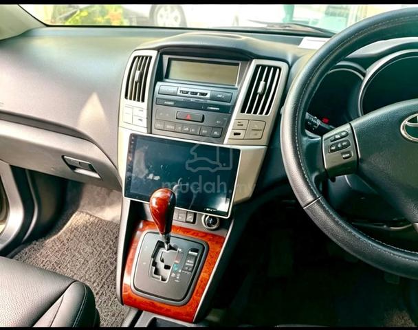 Toyota HARRIER 3.0 AIRS Malaysia number 1 done 45k - 5