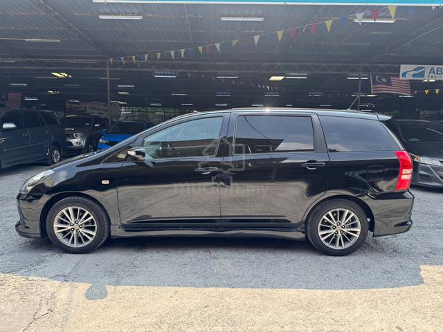 Toyota WISH 1.8(A)Sunroof⭐L/Seat⭐Acc & Flood Free - 4