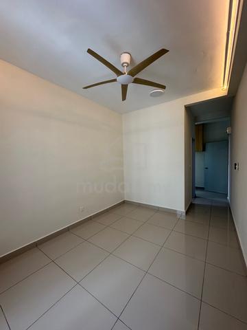 MH platinum 2 Studio Room 1