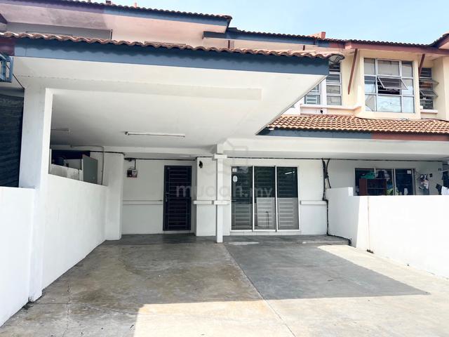 Rumah Dua Tingat - Rumah Tengah - Cassia Barat 1