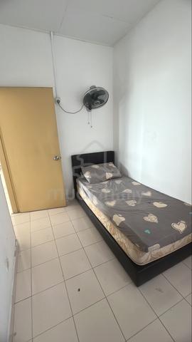 Room For Rent at Desa Saujana Apartment 1