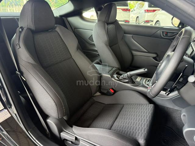 AUTO 2021 Toyota GR86 SZ 39k KM - 5