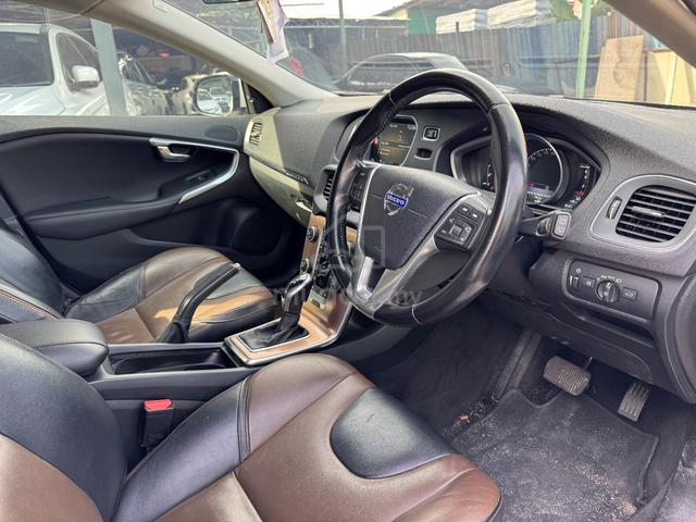 2015 Volvo V40 2.0 CROSS COUNTRY T5 (A) 1YR WARNTY - 3