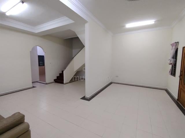 2 Tingkat Teras Rumah, Chukai Kemaman 1