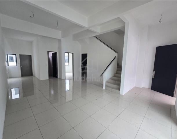 Double Storey Terrace at Hijauan Hills – Near Batu Kawan ( Guarded) 1