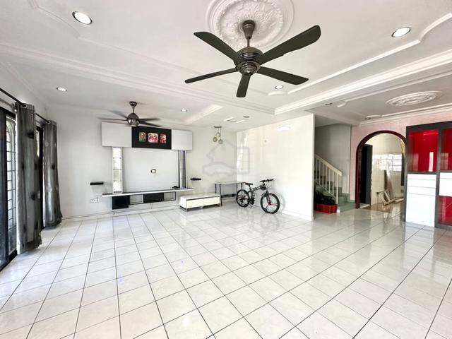 Bayu Perdana Klang EndLot Double Storey for sale partial furnished 1