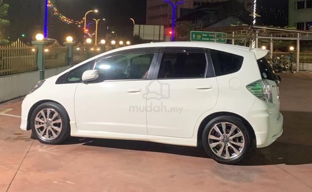 2012 Honda JAZZ 1.3 (HYBRID) FACELIFT (A) - 1