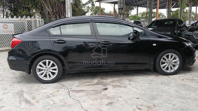 2013 Honda CIVIC 1.8 S (A) - 4