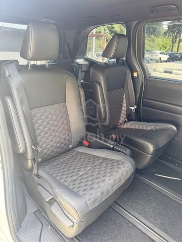 2022 Toyota VOXY 2.0 S-Z Hybrid 8Year Warranty - 4