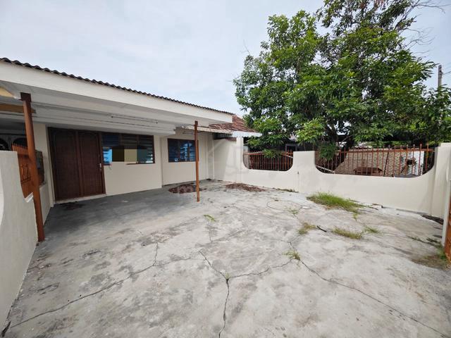 Pasir Puteh 1 Storey Terrace House For Sale / Freehold / Newly Paint 1