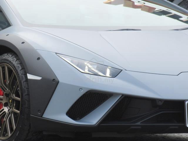 2024 Lamborghini Huracan Sterrato (Recon) - 5