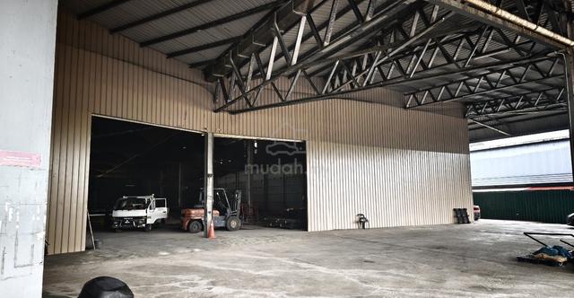 Industrial warehouse at Lok Kawi Industrial Estate for sale 1