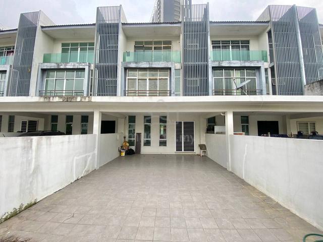 3 Storey Terrance House at Bangi Avenue 1