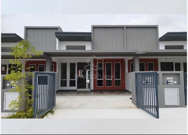 Cantik‼️ Rumah baru untuk di sewa di jenderam hilir ,Dengkil sepang 1