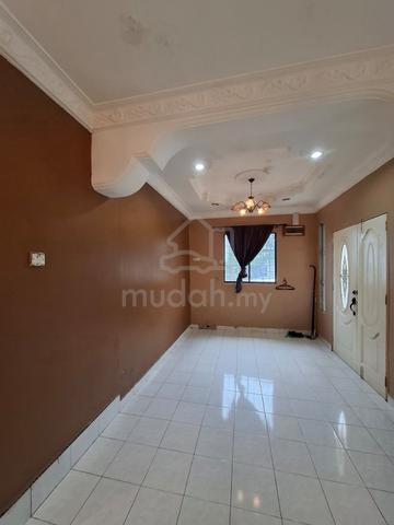 House For Rent 4 Bedroom With Bigger Space In Menggatal 1
