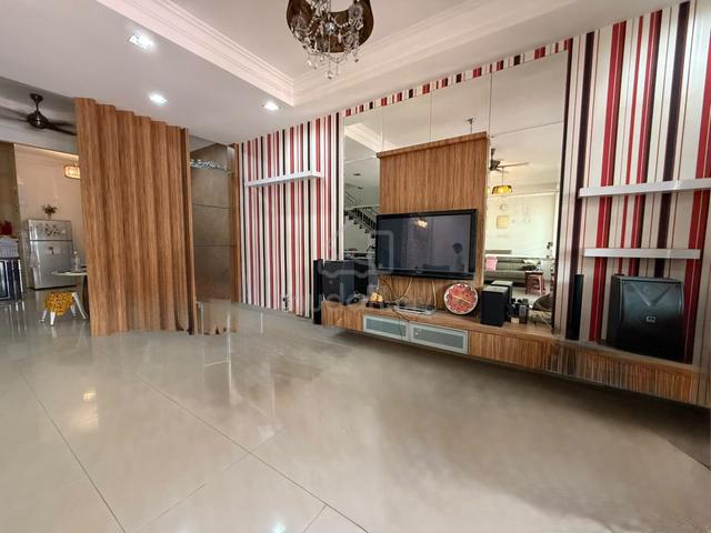 Bukit Mewah Tampoi Double Storey Superlink 24x85 Fully Renovated G&G 1