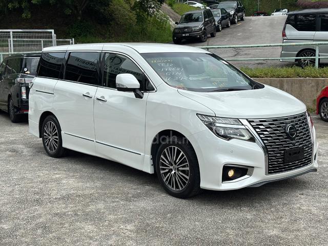 2022 Nissan ELGRAND 2.5 HIGHWAY STAR S (A) - 3