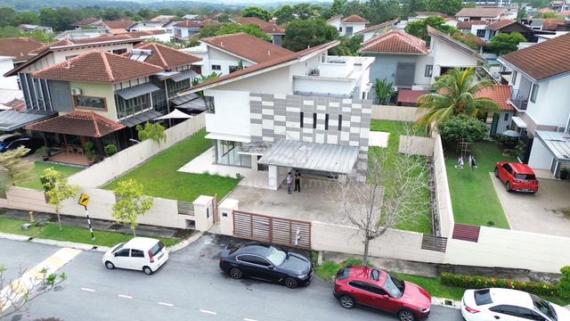 CHEAPEST 2 Storey Bungalow Banyan Close, Bandar Bukit Mahkota Bangi 1