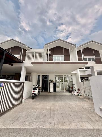 NICE HOUSE, NICE AREA, 2 Storey Laman Dayana, Nilai Impian, Nilai 1