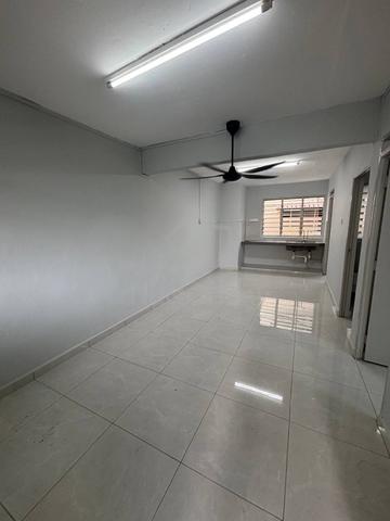 Flat Taman Ungku Tun Aminah 1