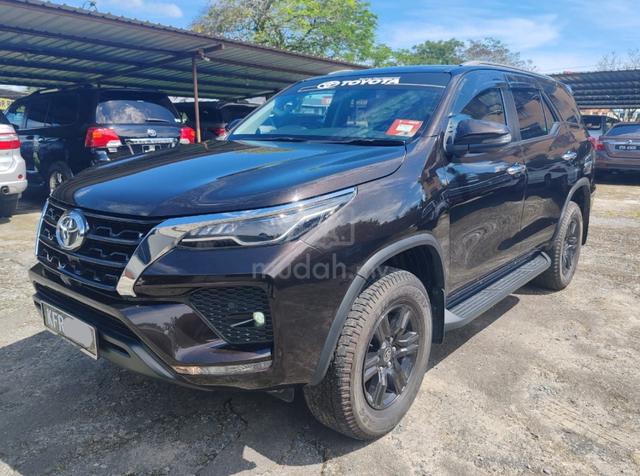 2022 Toyota FORTUNER 2.4L 4X4 (A) - [OTR] - 3