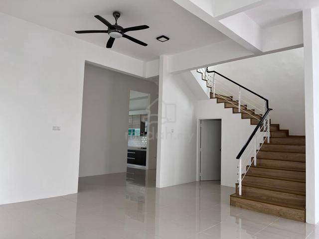 Gated |2 Storey Zero lot Bungalow Hillpark Residence |Alma 2