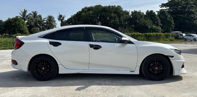 HONDA CIVIC 1.5 TC-P PREMIUM (a) MODULO BODYKIT - 4