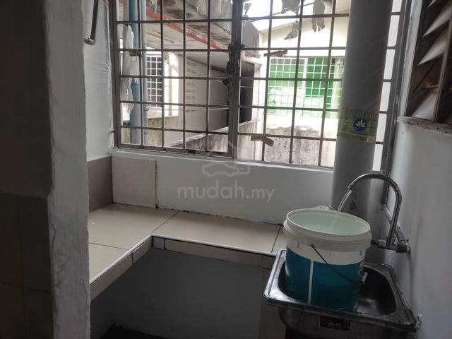 Ruselia Apartment 1