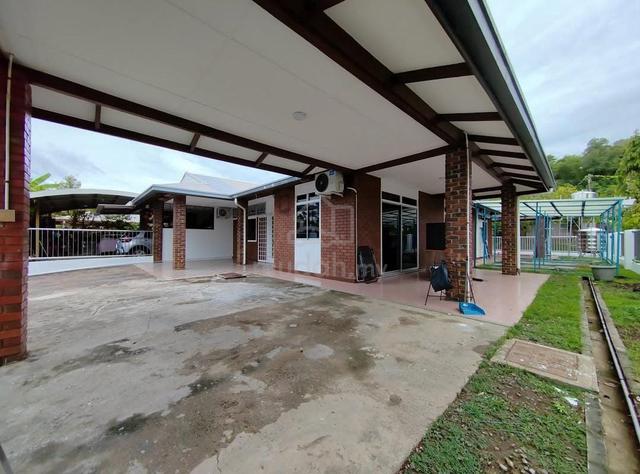 Austral Park Sem-D | Kepayan | Queen Elizabeth 1 | Ready to move in 4