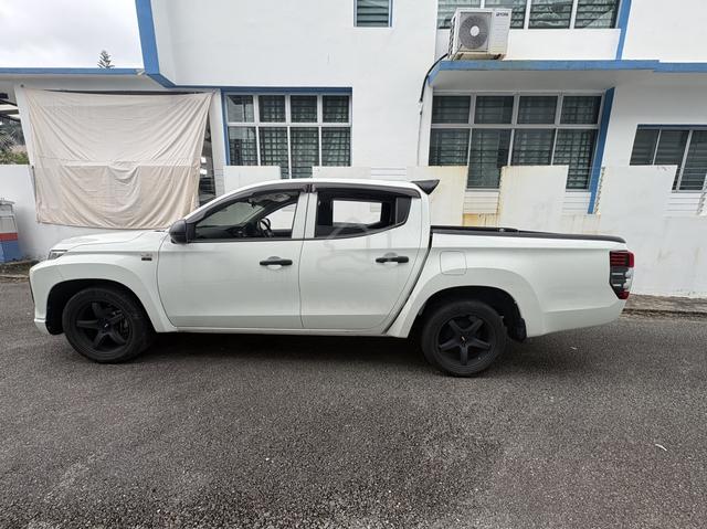 2022 Mitsubishi TRITON 2.5 QUEST (M) - 4