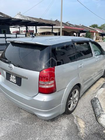 2005 Toyota WISH 2.0 Z ANE10G (A) - 3
