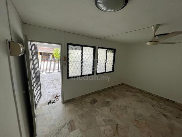 .🟥Super Deal, Menjalara 62B🟥16x55, Basic Well Kept, 3rooms, South 1