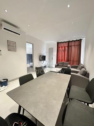 Renna Residence @ The NorthBank 1