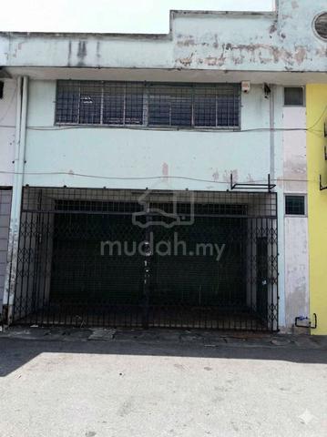 25' x 80' Factory for Rent | Taman Industri Bolton, Batu Caves 1