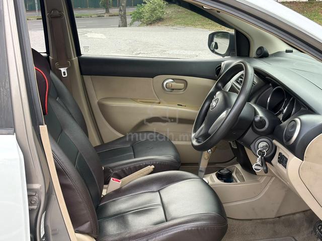 2013 Nissan GRAND LIVINA 1.6 CLASSIC/COMFORT - 4