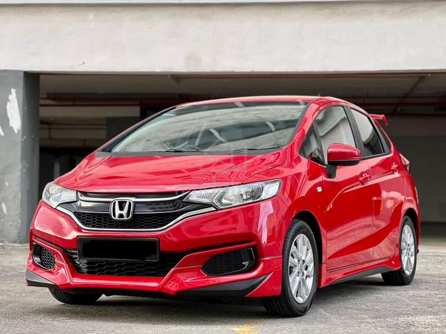 2019 Honda JAZZ 1.5 S FACELIFT F/LonOTR FreWaranty - 1