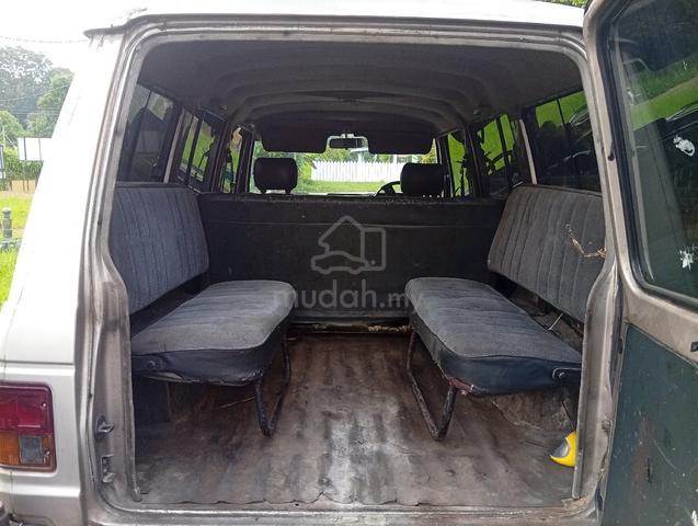 1995 Mitsubishi PAJERO 2.5 L049 (M) - 5