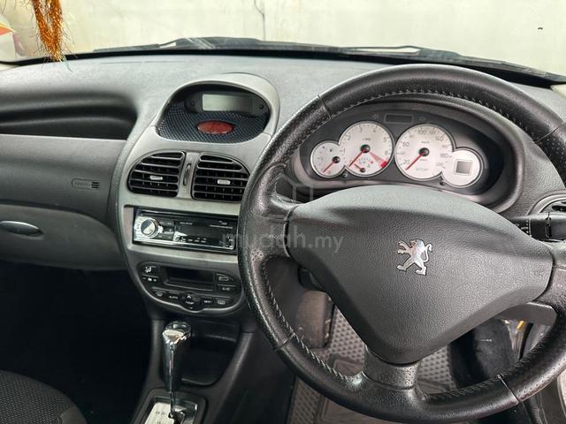 2011 Peugeot 207 1.6 (A) - 5