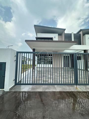 [Brand New Unit] [Corner] Semi-D Link for Sale in Bangi 1