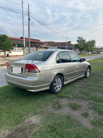 2004 Honda CIVIC 1.7 VTEC (A) - 2