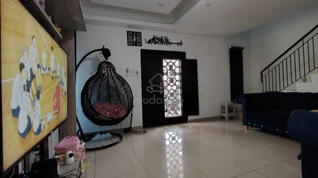 CORNER LOT 2 Storey Terrace Woodbury Residence Mahkota Hills 4