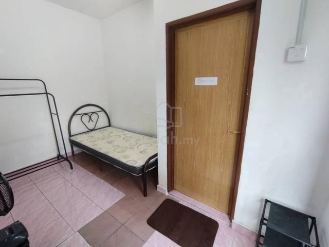 Bilik sewa (Kg Banjar) Teluk Intan Perak 1