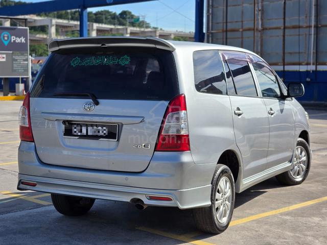 2012 Toyota INNOVA 2.0 E Facelift (A) - 3