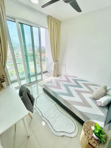 All Female Balcony Room for rent in Sentul Point Suite include utility 1