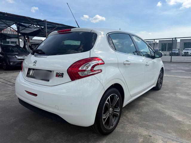 2013 Peugeot 208 1.6 VTi ALLURE (A) - 4