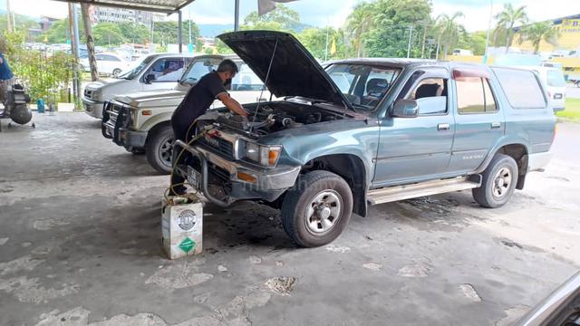 1995 Toyota HILUX 2.8 DOUBLE CAB (M) - 4