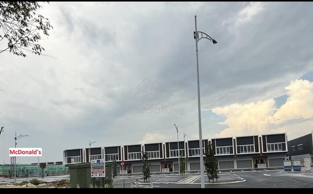 Serenia City, Sepang (Corak) 2 Storey Corner Lot 1