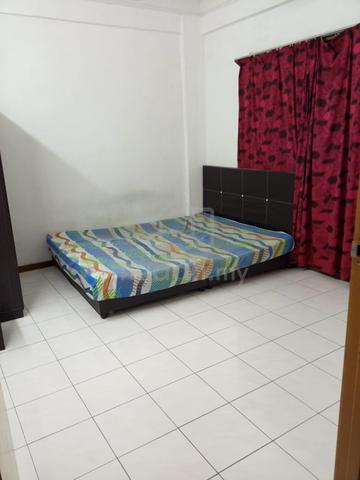 Bilik sewa perempuan 1